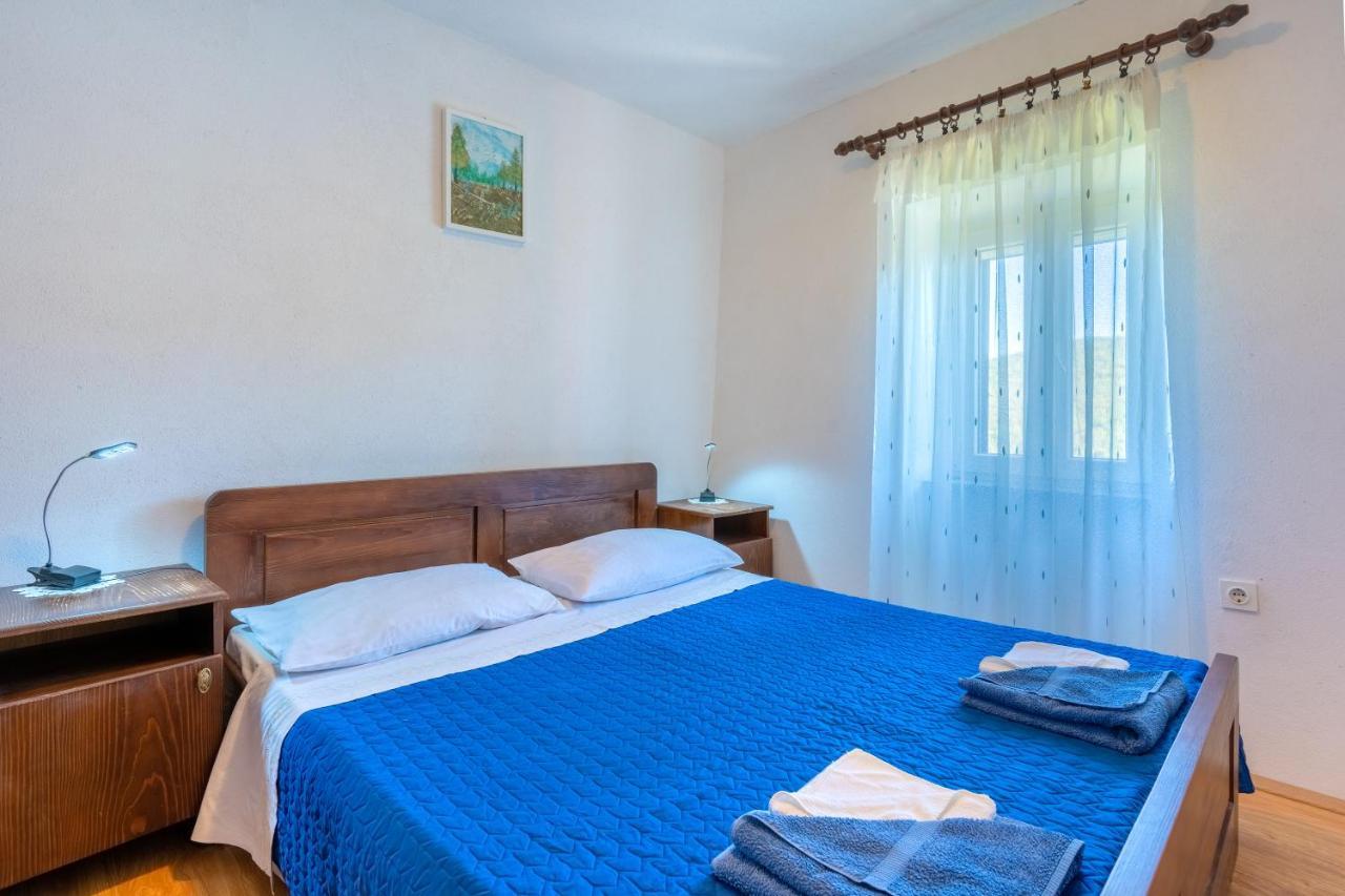 Apartmani Valun1 Exterior foto