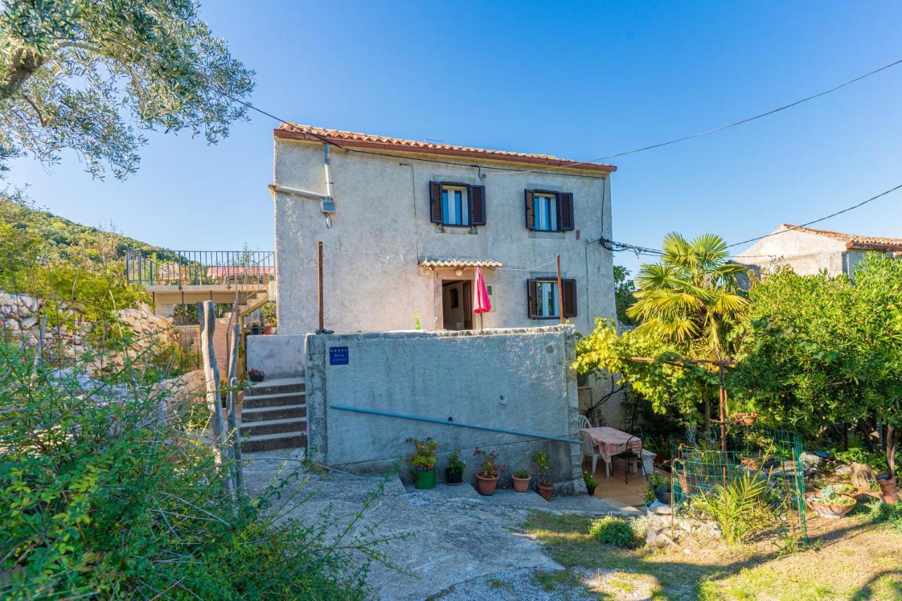 Apartmani Valun1 Exterior foto